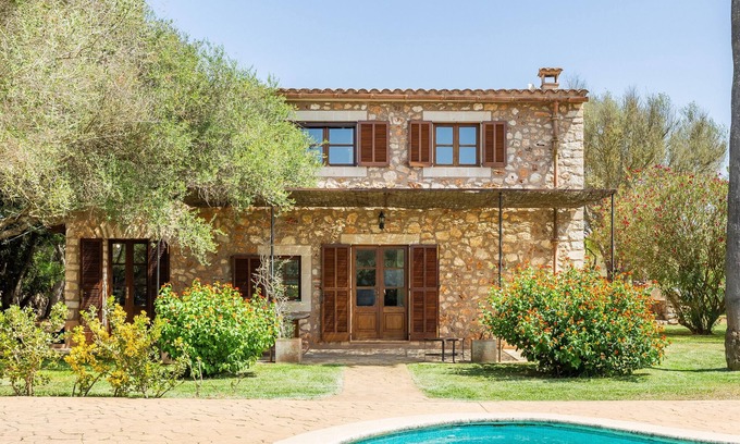 Felanitx Casa | Casa de campo "Mirabo Ramonet" con vistas a la montaña, Wi-Fi, piscina, jardín y terraza