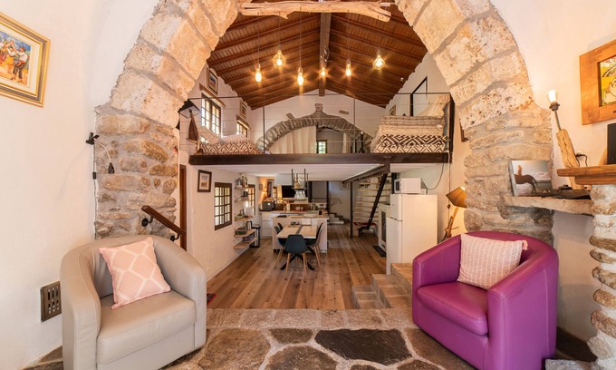 Corsavy Casa | Country House 'Chapelle De Léca' with Mountain View, Private Terrace and Wi-Fi