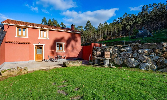 Ortigueira Casa | Casa rural "Esteiro" con jardín compartido y Wi-Fi