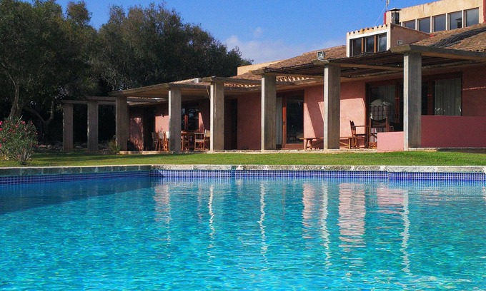 Llucmacanes Casa | Casa de campo en Mahón, ideal para familias