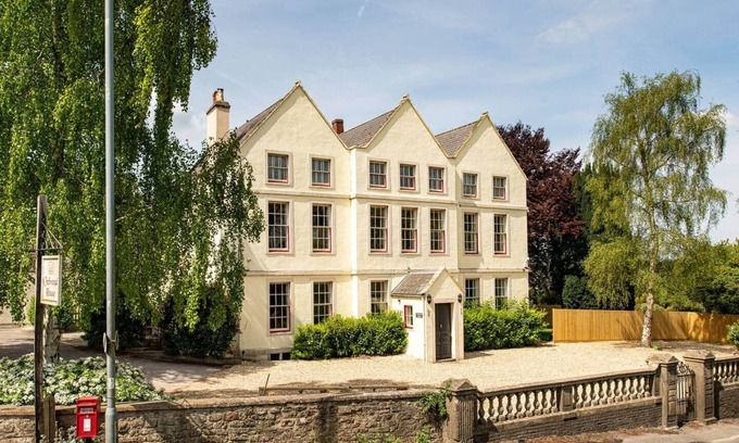 Chelwood Casa | Country House near Bath | Sleeps 20