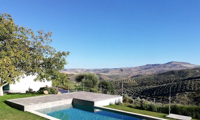 Montecorto Casa | CASA DE CAMPO CON PISCINA, PARAISO NATURAL, TRANQUILIDAD Y EXCELENTES VISTAS
