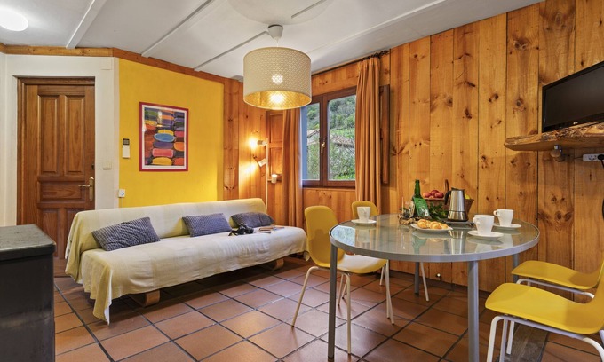 Taranes Cabaña | Casita de campo con bañera de hidromasaje en Taranes, Asturias