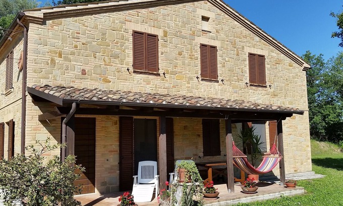 Tolentino Otro | Casa de campo con piscina para sus vacaciones relajantes