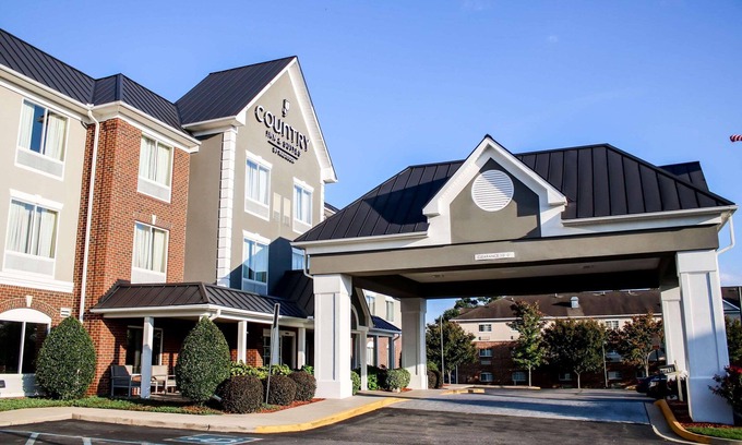 Henrico Hotel | Country Inn & Suites by Radisson, Richmond West at I-64, VA