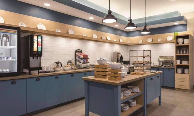 Byram Hotel | Country Inn & Suites by Radisson, Byram/Jackson South, MS