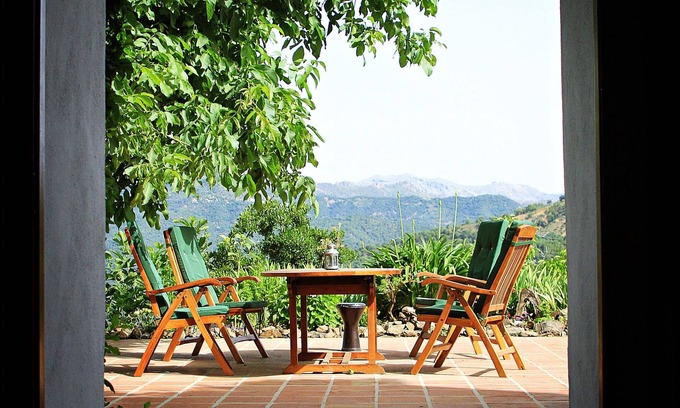 Jubrique Cabaña | Casa Rural Genalguacil/Jubrique, Senderismo Naturaleza Pueblos Blancos Mascotas