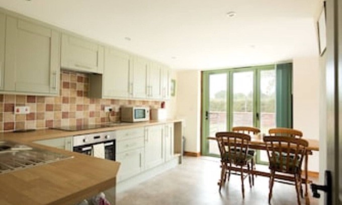 Chedgrave Casa | Country Views peaceful location in superb setting close to the Norfolk Broads