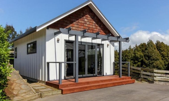 New Plymouth Casa | Countryside Studio