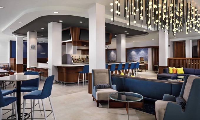 Mission Valley West Hotel | Courtyard by Marriott San Diego Mission Valley/Hotel Circle