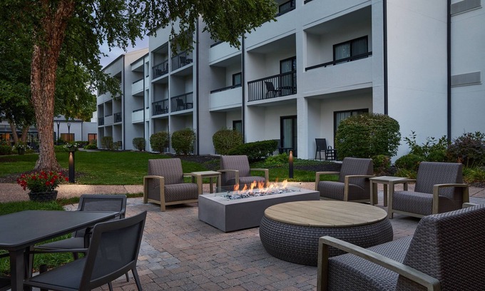 Overland Park Hotel | Courtyard by Marriott Kansas City Overland Park/Metcalf