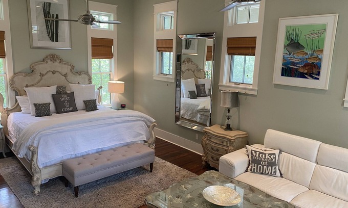 Watercolor Casa | Coziest Guesthouse by the Beach