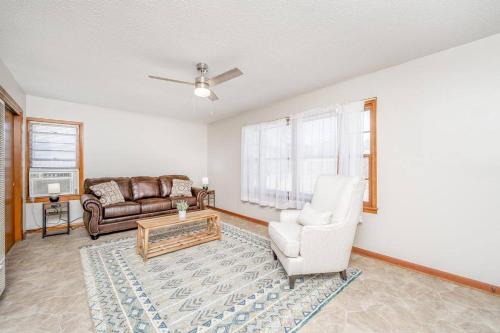 Wichita Casa | Cozy 1 Bed 1 Bath Home with Garage and Fenced Yard