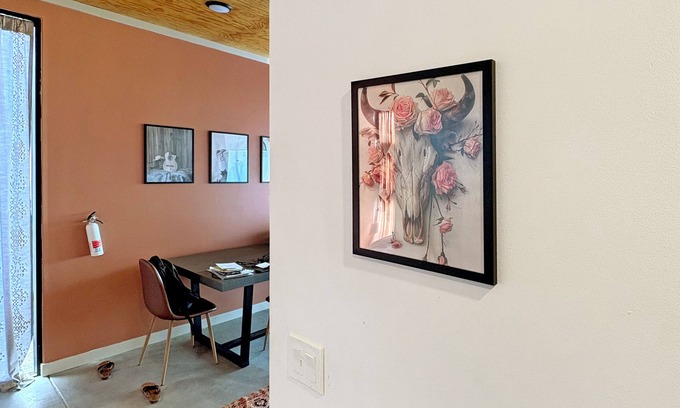 Quincy Condominio | Cozy 1-bed condo at Cave B Winery with WiFi, AC & 10 mins to Gorge Ampitheatre