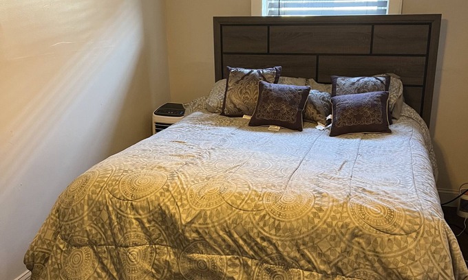 North Philadelphia Apartamento | Cozy 1 bedroom apartment in quiet Philadelphia area