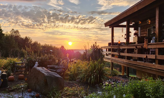 Littleton Apartamento | Cozy 1-bedroom apartment in charming Littleton with stunning mountain views!