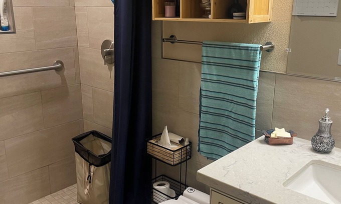 Sun City Apartamento | Cozy 1-bedroom apartment in charming Sun City with WiFi, AC