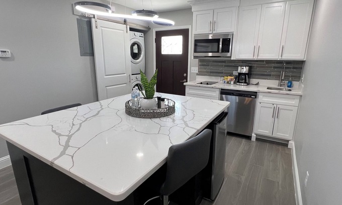 Amistad National Recreational Area Apartamento | Cozy 1-bedroom apartment in beautiful Del Rio with WiFi, AC