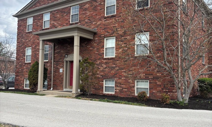 Jeffersontown Condominio | Cozy 1-bedroom condo with WiFi, AC in delightful Jeffersontown