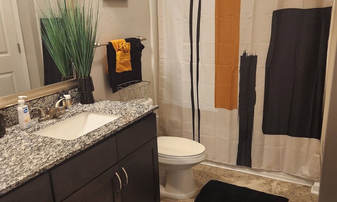 Huntcliff Apartamento | Cozy 2-bedroom apartment with WiFi, AC in delightful Columbia