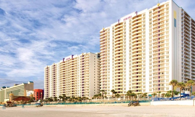 Daytona Beach Complejo | Cozy 2-Bedroom Deluxe Suite in Beautiful Daytona Beach!