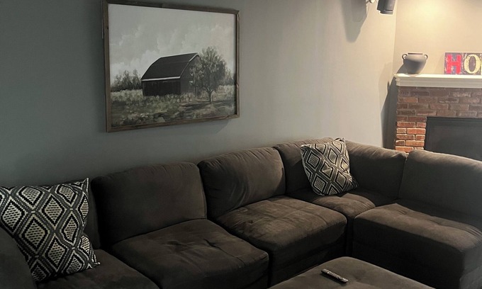 Shawnee Casa | Cozy 2-bedroom house in fantastic Shawnee!