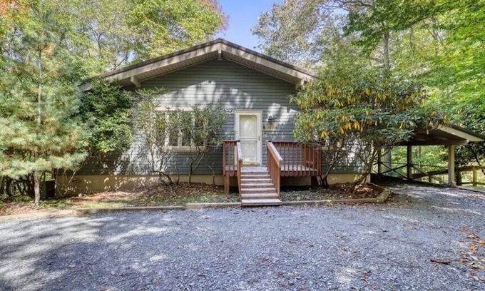 Charter Hills Casa | Cozy 2-Bedroom Mountain Chalet Near Beech Ski Resort