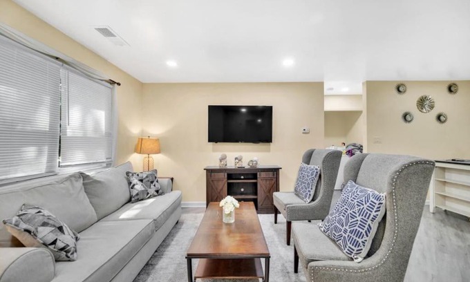 Charlotte Casa | Cozy 2 Bedroom Pineville-Matthews Duplex Sleeps 8