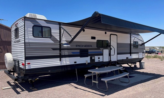 Polvadera Casa | Cozy 2-bedroom RV in peaceful San Acacia! StarLink Internet