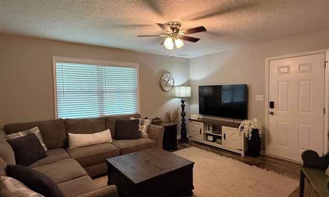 North Augusta Casa | Cozy 2-bedroom townhome in charming North Augusta with plenty of amenities