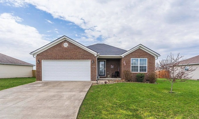 Berea Casa | Cozy 3-bedroom 2-bath house with AC in Berea
