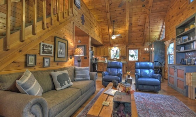 My Mountain Cabina | Cozy 3-bedroom cabin with breathtaking views