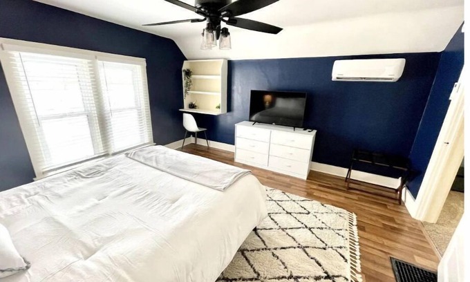 Fort Wayne Casa | Cozy 3-bedroom home near downtown Fort Wayne | Pet Friendly!