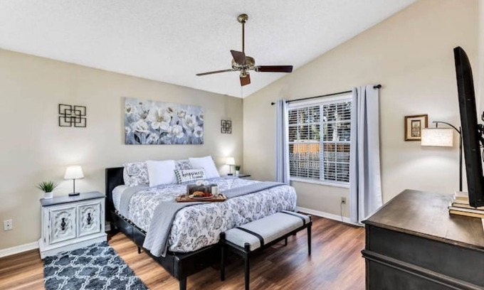 Sanford Casa | Cozy 4/2, Pool, Game & Bunk Room, 5* Location