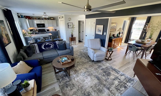 State College Casa | Cozy 4 Bedroom 3 Bath, 3 miles from PSU campus/downtown in quiet neighborhood