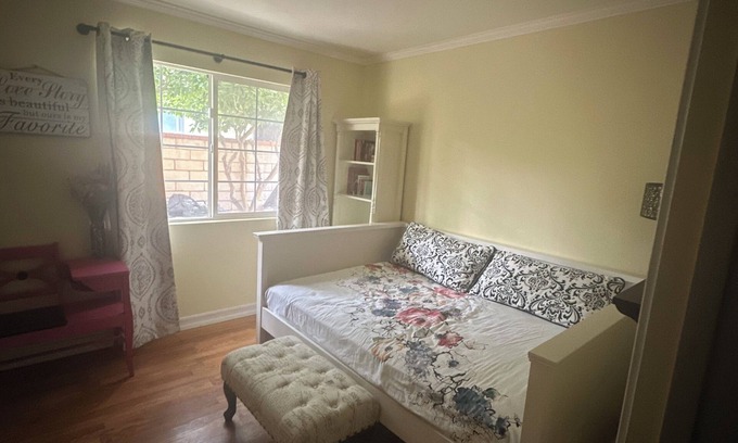 Pomona Casa | Cozy and charming house all you need is here Several relaxing area awaiting 4-U