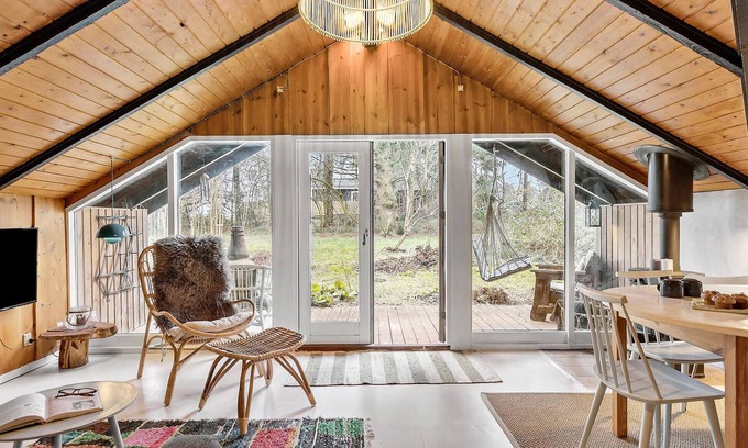 Melby Casa | Cozy and charming vacation home on a secluded and private property.
