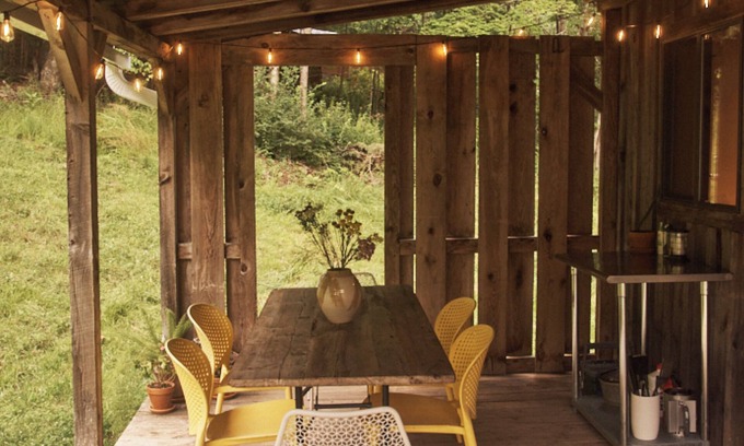 Walton Cabina | Cozy and comfortable cabin on a dead end road in the Catskill mountains.