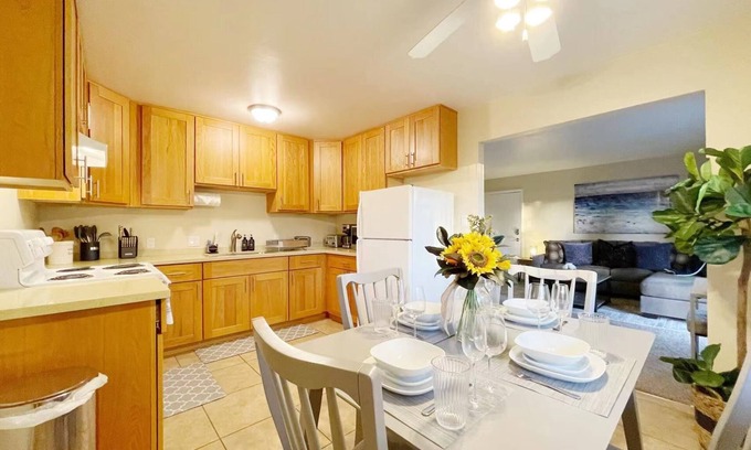 Shoreline West Apartamento | Cozy And Private 2B1b Apartment Near Hi-Tech Co.