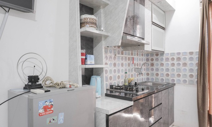 Jatinegara Apartamento | Cozy And Tidy Studio At Bassura City Apartment