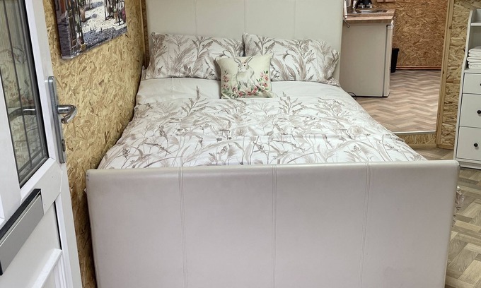 Brynmenyn Cabina | Cozy annex