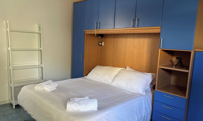 Capalbio Apartamento | Cozy Apartment with Private Bathroom, Fully Equipped Kitchen, and Terrace