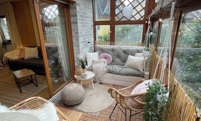 Kaunitz Apartamento | Cozy apartment with conservatory near the safari park - dogs welcome
