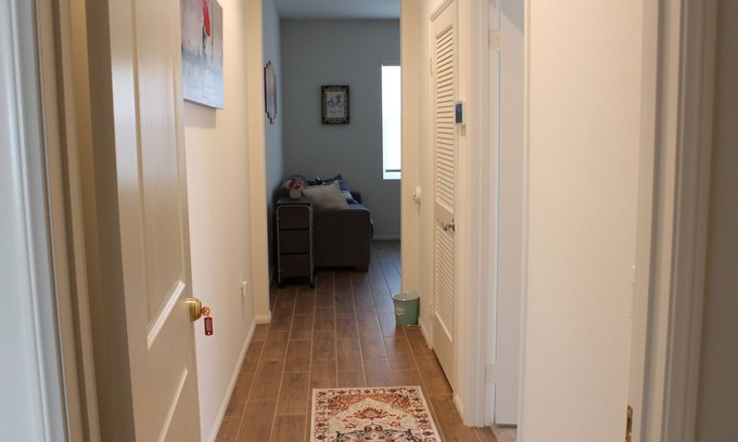 Ontario Casa | Cozy Apt 1/Ontario Airport*vacation rentals /说中文