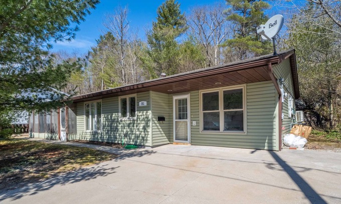 Parry Sound Apartamento | Cozy Bachelor unit 1 km from Georgian Bay!