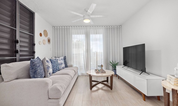 Parque Apartamento | Cozy Beach Getaway Free Parking Smart TV