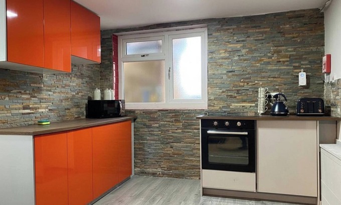 Acocks Green Apartamento | Cozy Birmingham Apartment Retreat