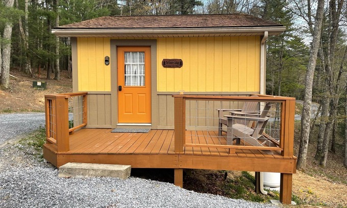 Flat Top Apartamento | Cozy Cabin | Ideal for Fall Foliage & Rafting