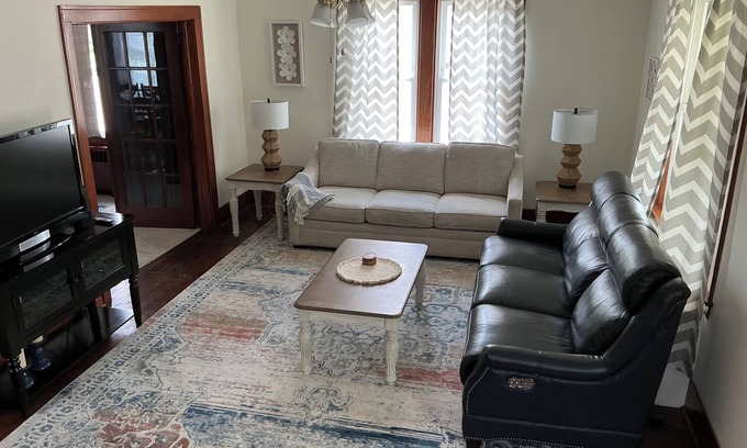 Hummelstown Casa | Cozy Cape Cod Home 4 Miles to Hershey Attractions
