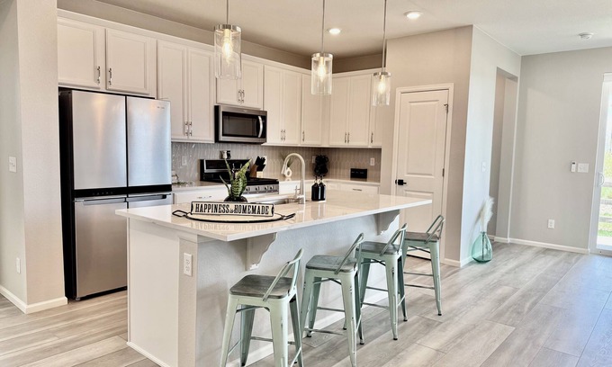 Centerra Casa | Cozy Chasm Cottage